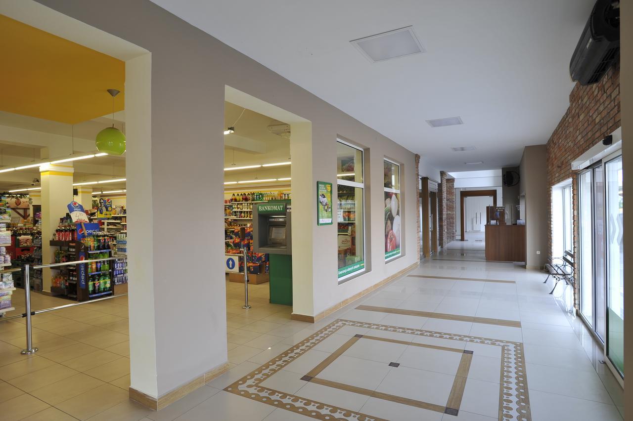 Hotel Lotos Woskrzenice Duze ภายนอก รูปภาพ